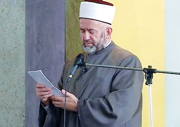 Имам сарајевске џамије уцењује Бакира: Или тужба, или фетва